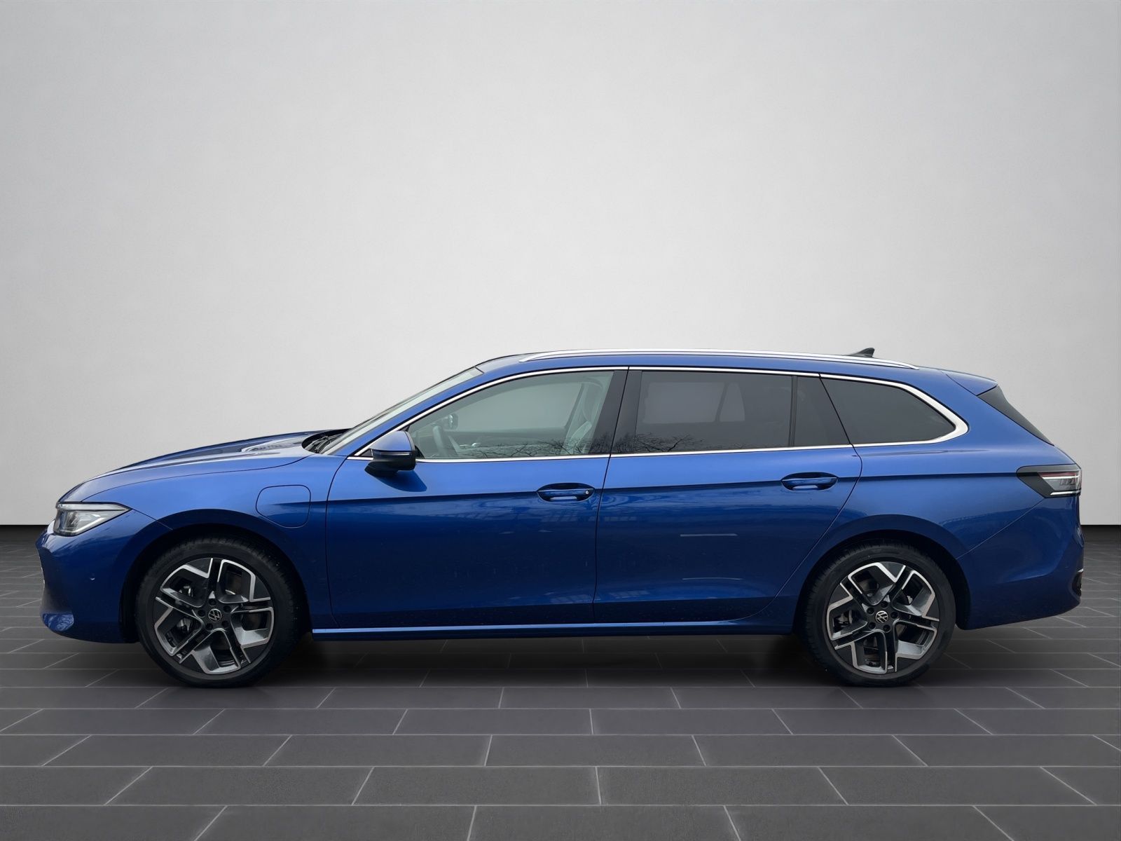 Volkswagen Passat Variant - Bild 7