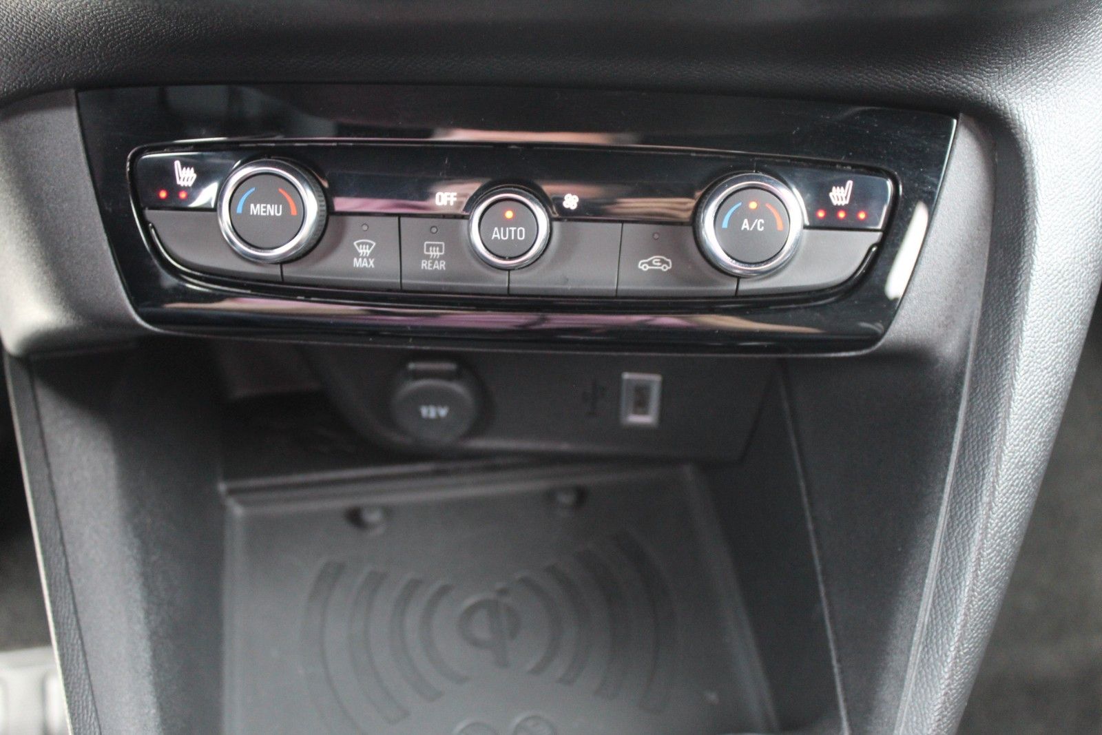 Fahrzeugabbildung Opel Corsa F GS Automatik*LED*NAVI*Keyless*SHZ*RFK