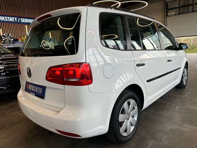 MYAUTOCENTER – Gebraucht- und Jahreswagen mit Werkstattservice in Pfaffenhofen Volkswagen Touran *7-SITZER*TÜV 827*2-ZONEN*PDC*DACHRELING