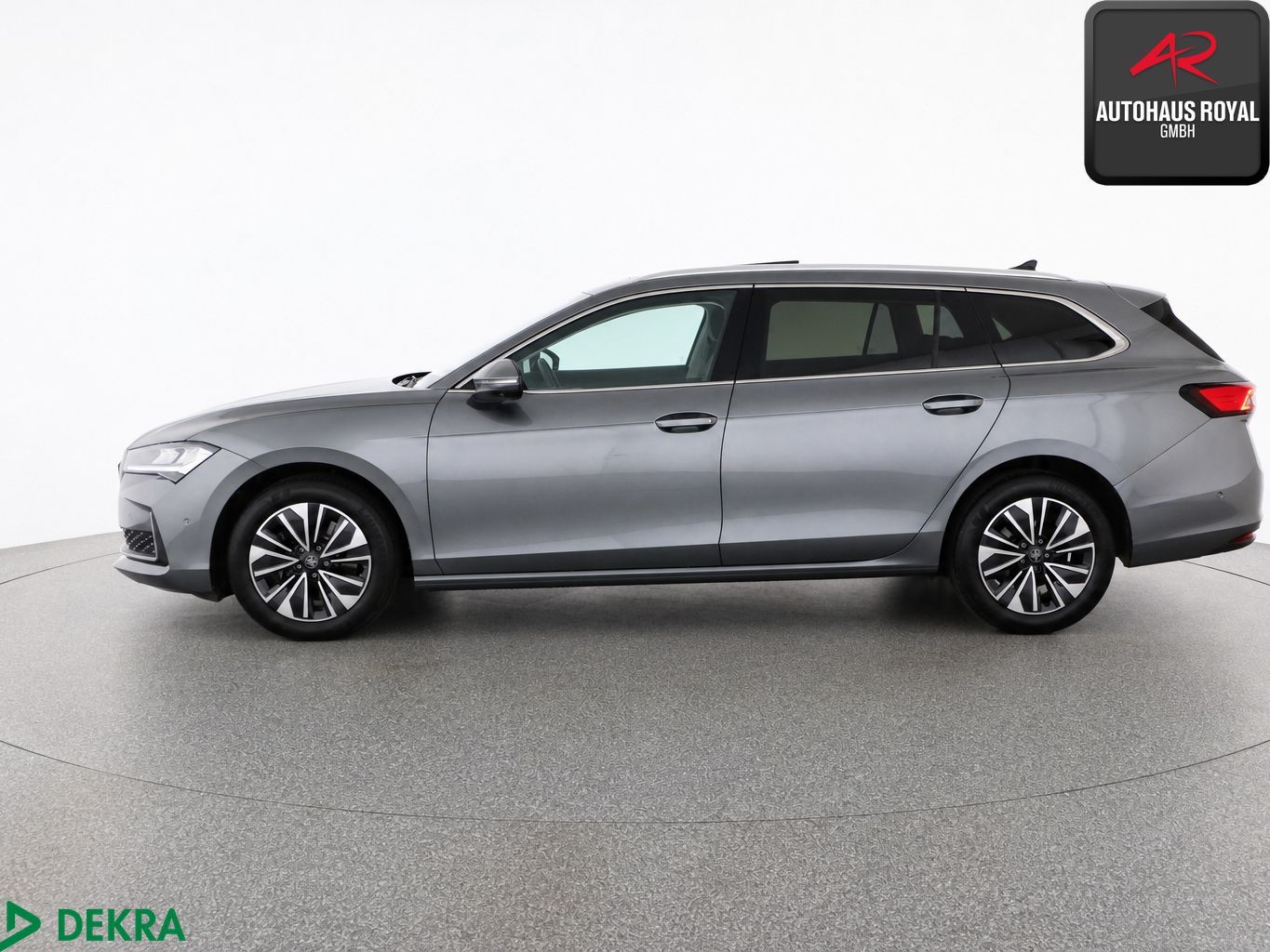 Skoda Superb Combi 2.0 TDI 4x4 PANO,360°,MASSAGE,ACC foto 2