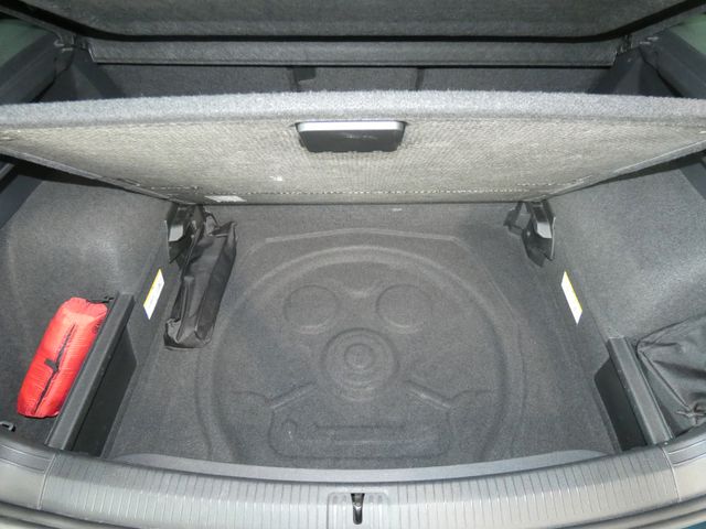 Tiguan 2.0 TDI R-Line AHK STHZ NAVI MATRIX LED