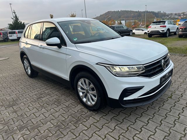 Volkswagen Tiguan Basis