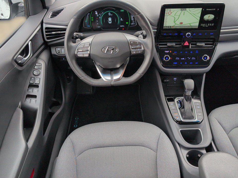 Fahrzeugabbildung Hyundai IONIQ HEV 1.6 GDI STYLE-P NAV+KAMERA+CARPLAY+SHZ