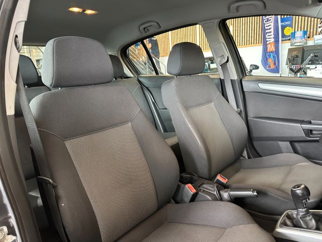 MYAUTOCENTER – Gebraucht- und Jahreswagen mit Werkstattservice in Pfaffenhofen Opel Astra H Lim. Edition *TEMPO*KLIMA*1-HAND*