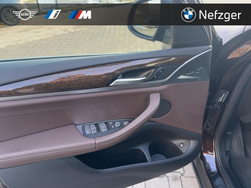 BMW X3 xDrive30e Advantage Park-Assistent HiFi foto 15
