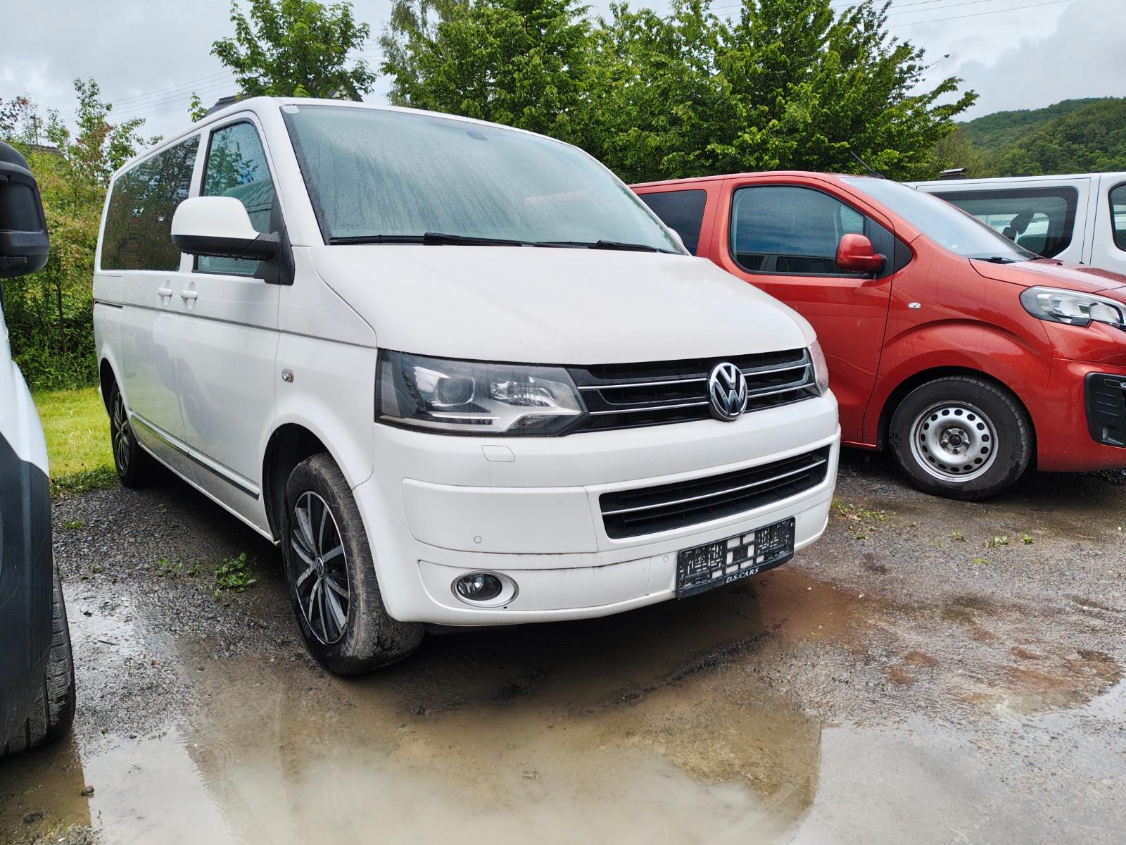 Volkswagen T5 Transporter Bus Multivan Highline