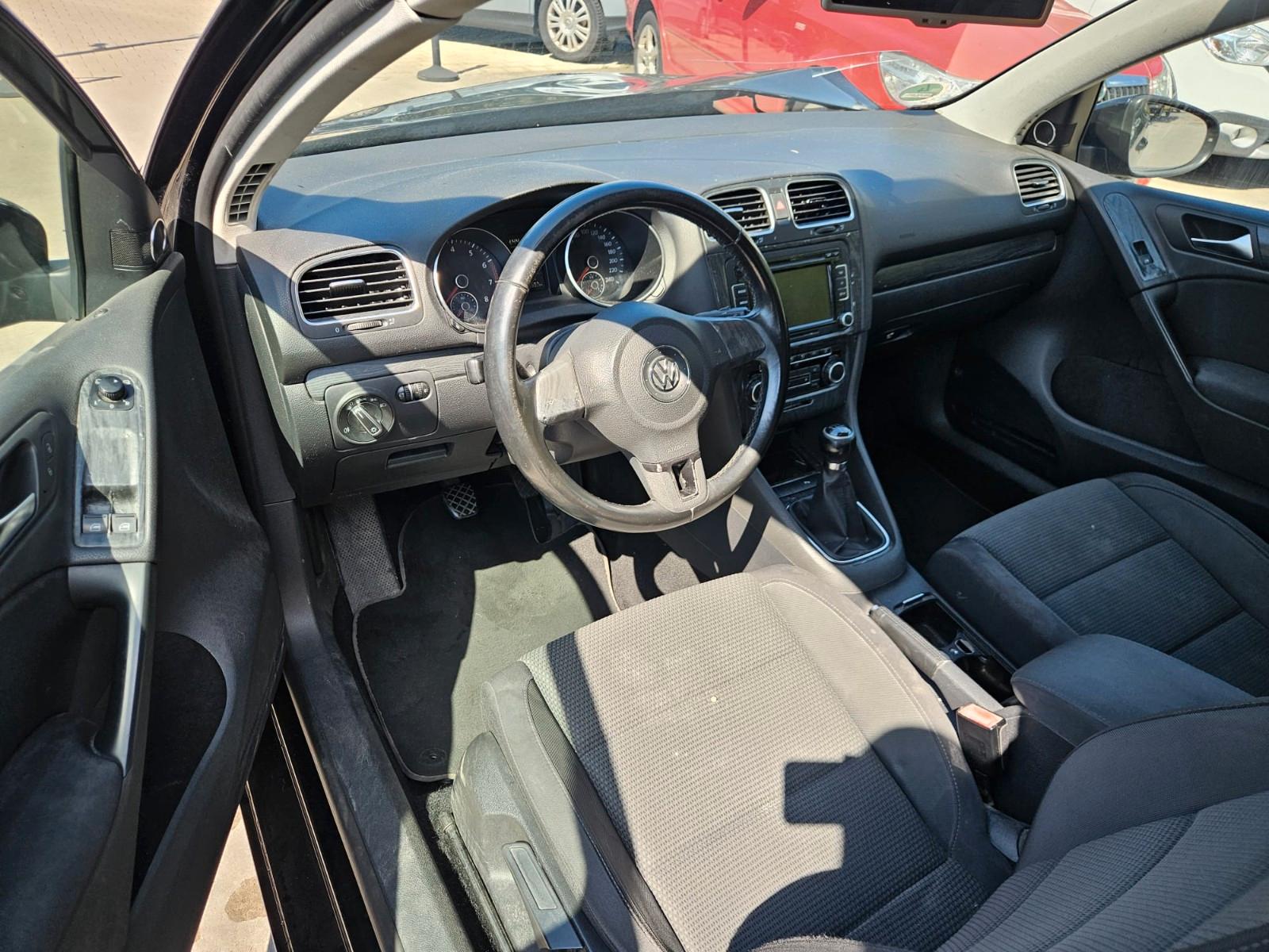 Volkswagen Golf 2010 — photo 9