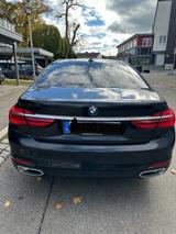 BMW 730d xDrive - Luxus, Komfort & Top-Zustand - BMW 7er Reihe mit Anhängerkupplung