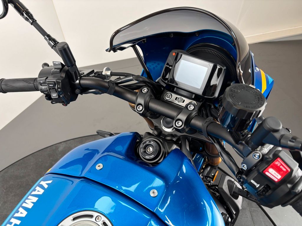Fahrzeugabbildung Yamaha XSR900 *1. HAND *TOP*TIEFER*