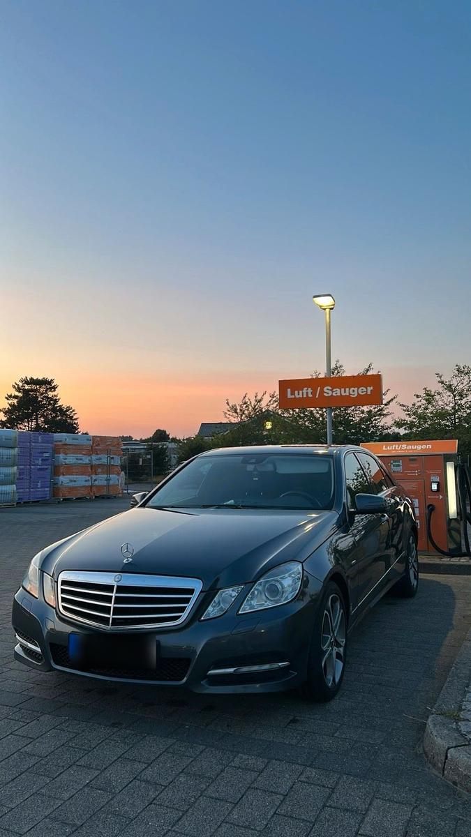 Mercedes-Benz E 200