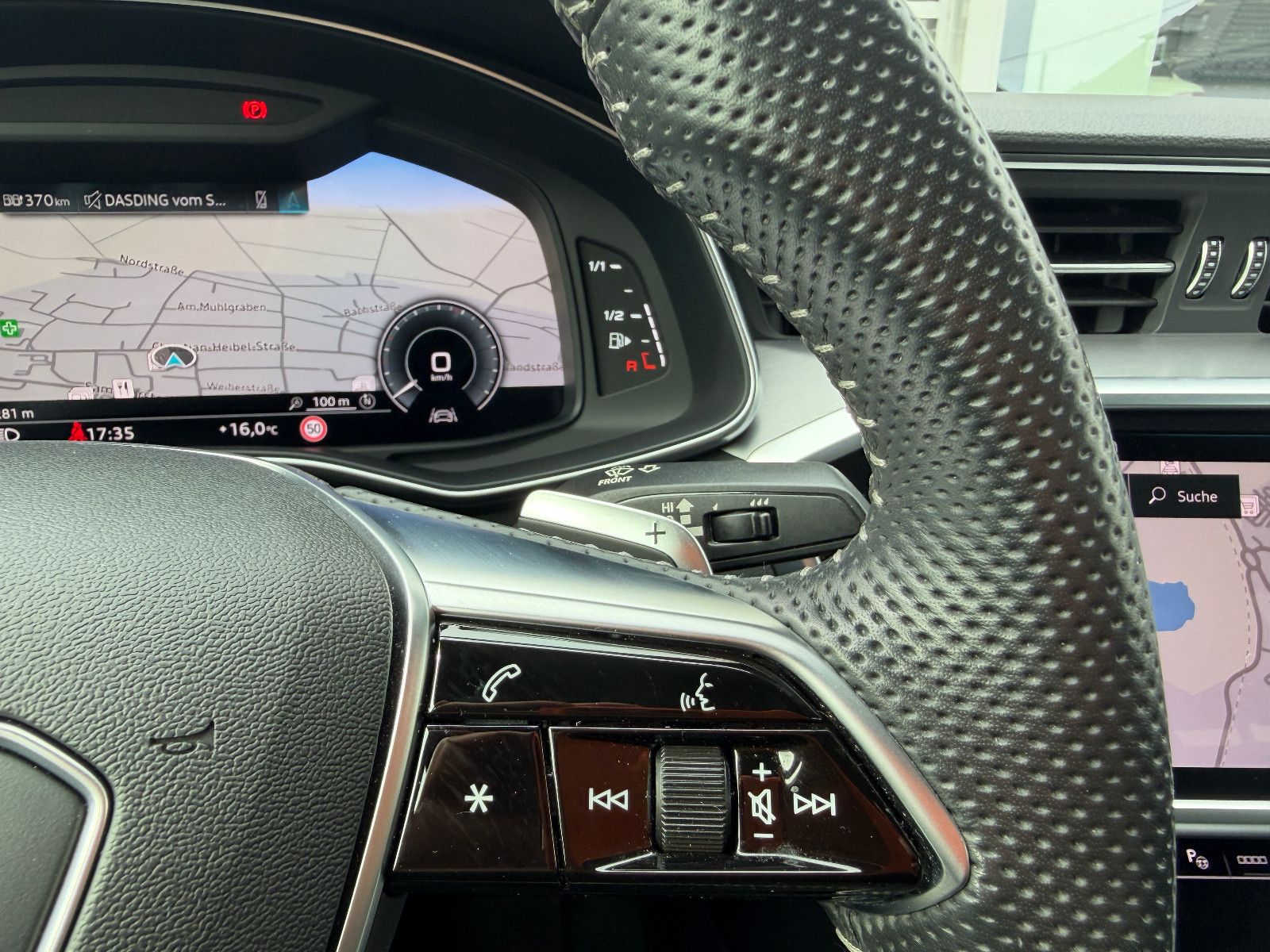 Fahrzeugabbildung Audi 55 TFSI e quattro S-Line/LEDER/Navi/LED/CarPlay/