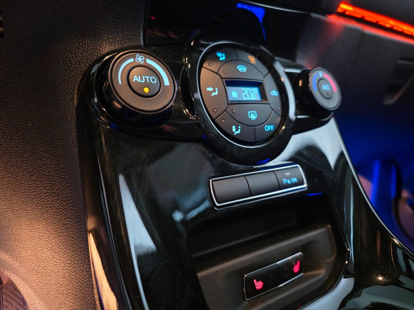 Ford Fiesta Titanium*AUTOMATIK