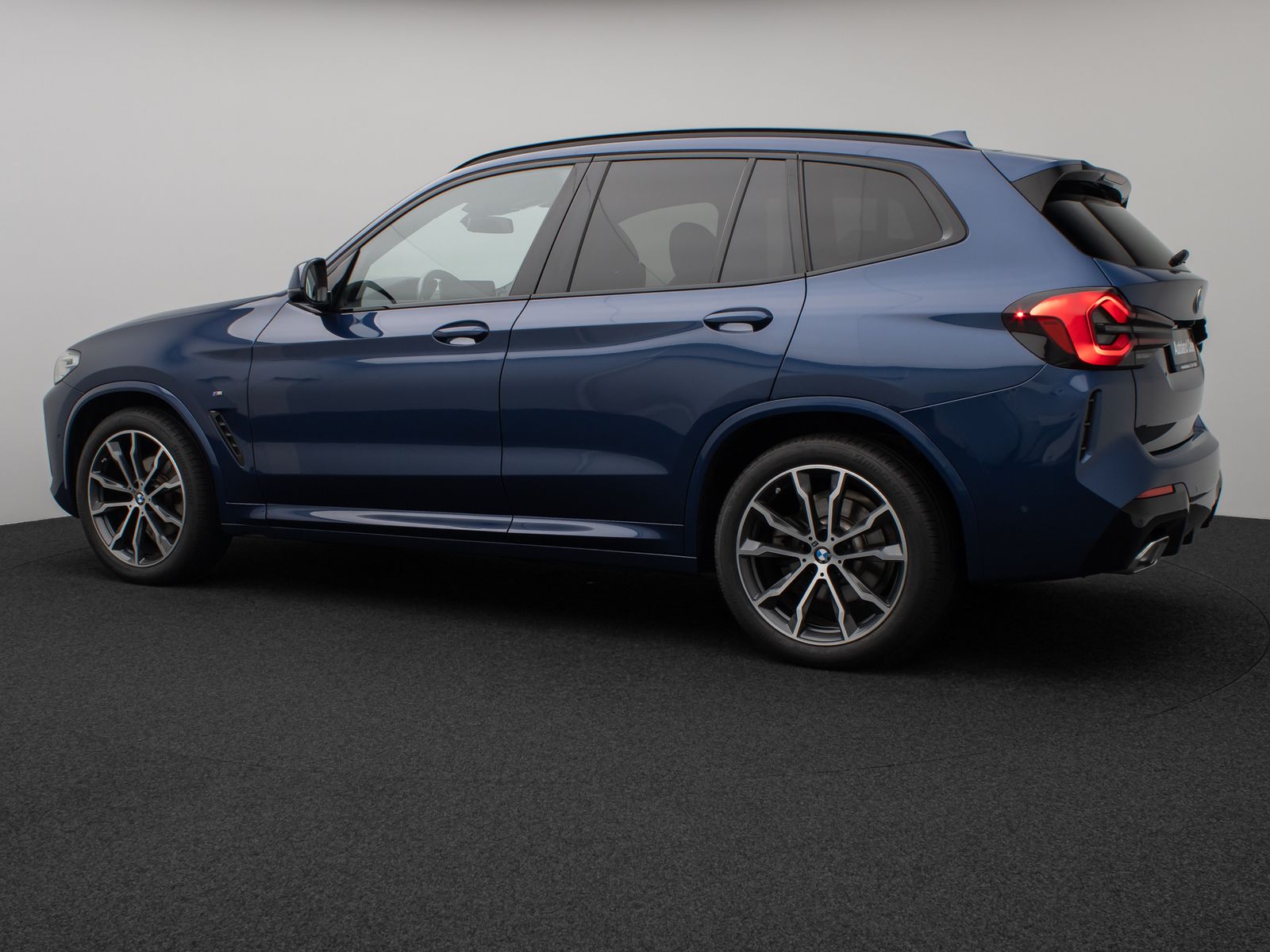 Fahrzeugabbildung BMW X3 xD20i M Sport Kamera Panorama DAB HiFi 20Zoll