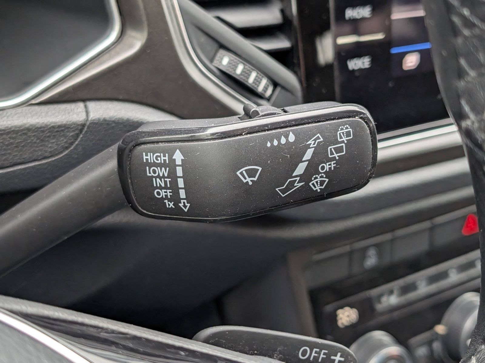 VW T-Roc 2.0 TDI Style Automatik Navi ACC – Bild 34