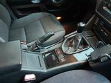 BMW E39 520i 2.0 Rostfrei Neuwertig Schalter Schwarz - BMW 520: 520i E39