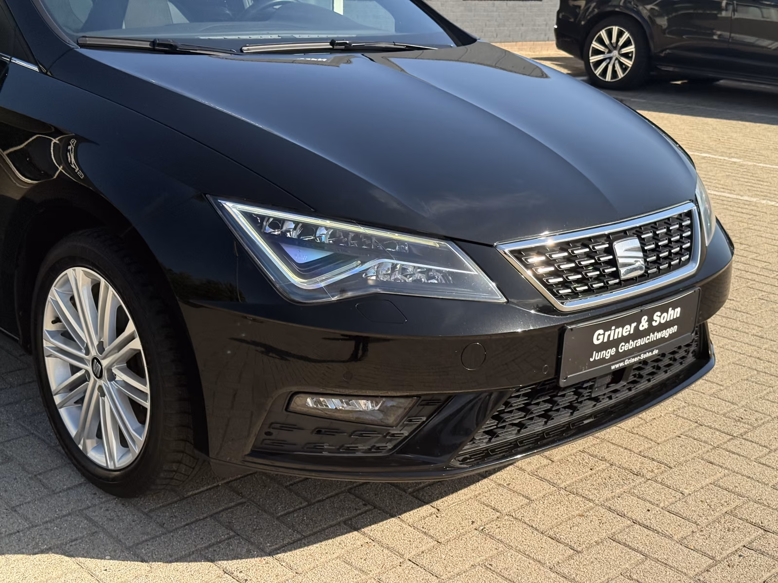 SEAT Leon Xcellencen,Virtual,Pano,R-Kamera,AHK,Beats, миниатюра 4