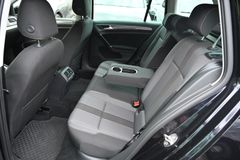 VW Golf VII Variant 1.6 TDI Allstar Navi DSG PDC