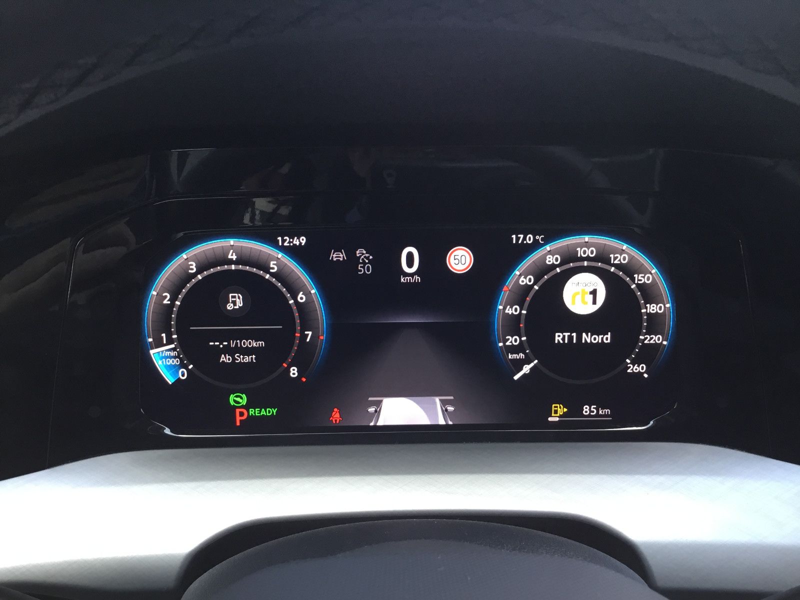 Fahrzeugabbildung Volkswagen Golf 1.5 eTSI DSG Life+AHK+LED+Kamera+Navi
