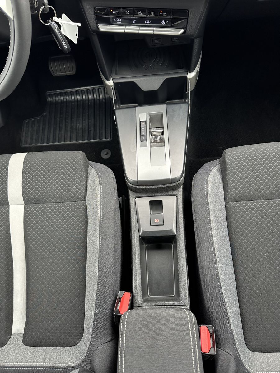 Fahrzeugabbildung Opel Frontera Electric GS NAV+LED+KAMERA+TOTW+PDC+DAB