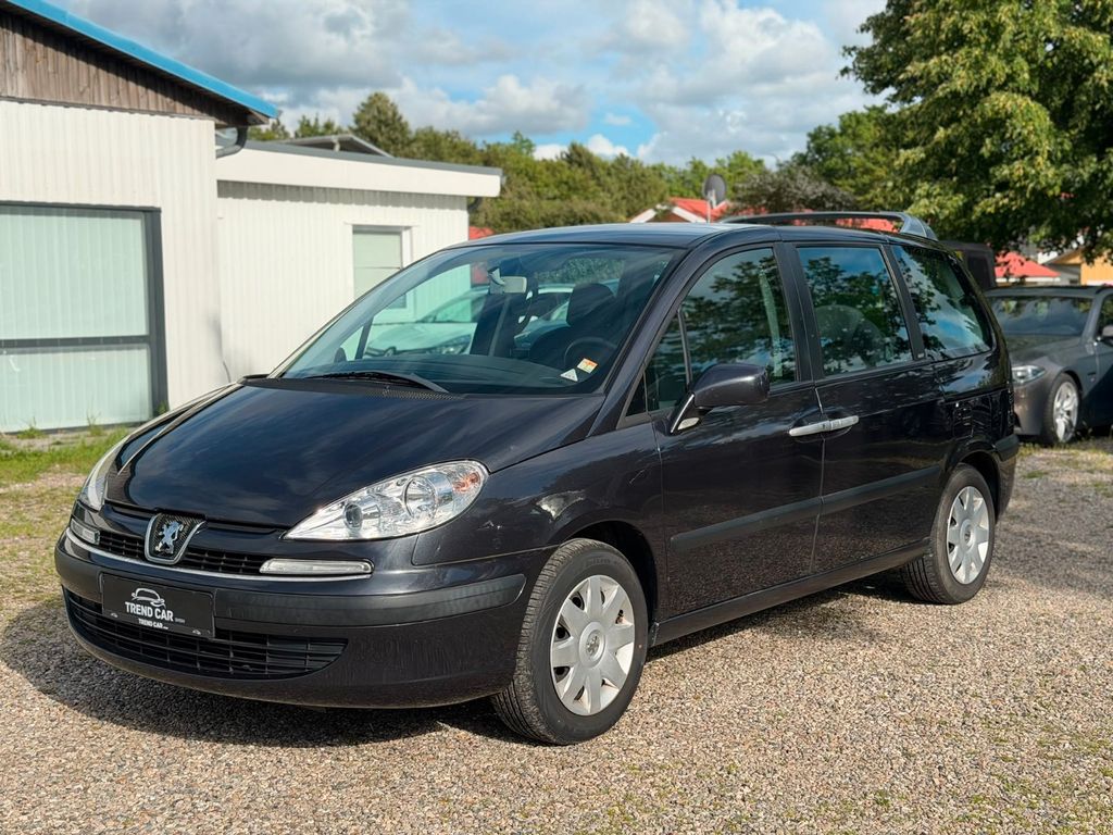 Peugeot 807