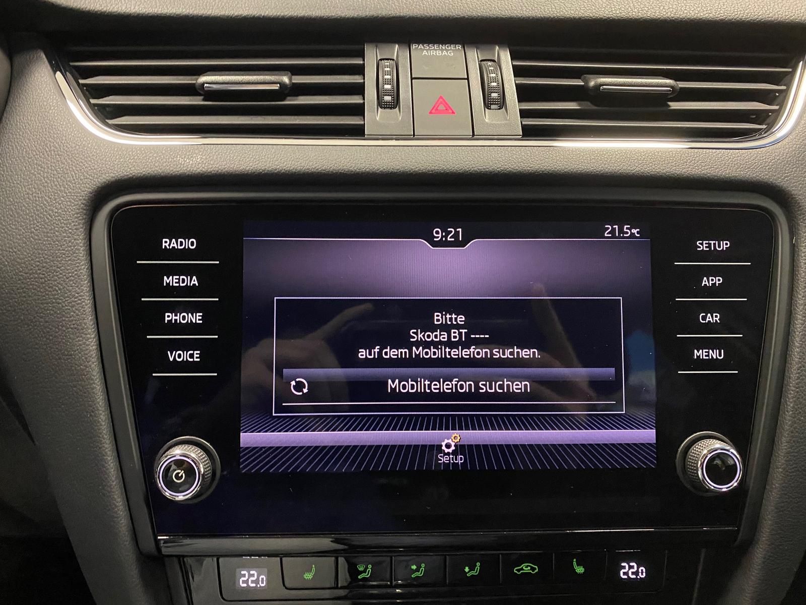 Fahrzeugabbildung SKODA Octavia Ambition 1.5 TSI APP+KLIMA+PDC+SITZHEIZ+