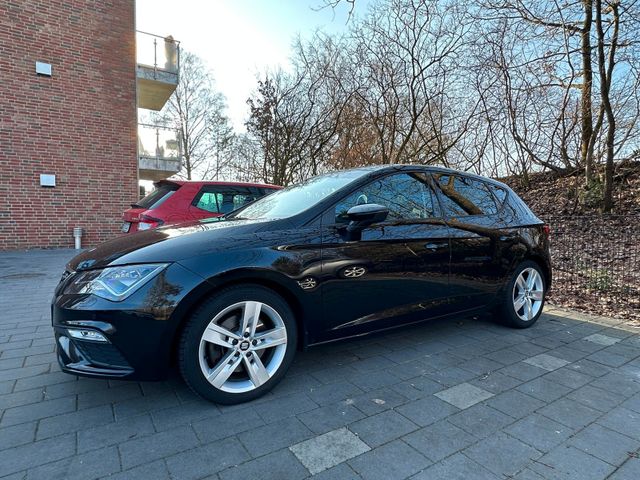 SEAT Leon 1.8 TSI 132kW Start&amp;Stop FR DSG FR