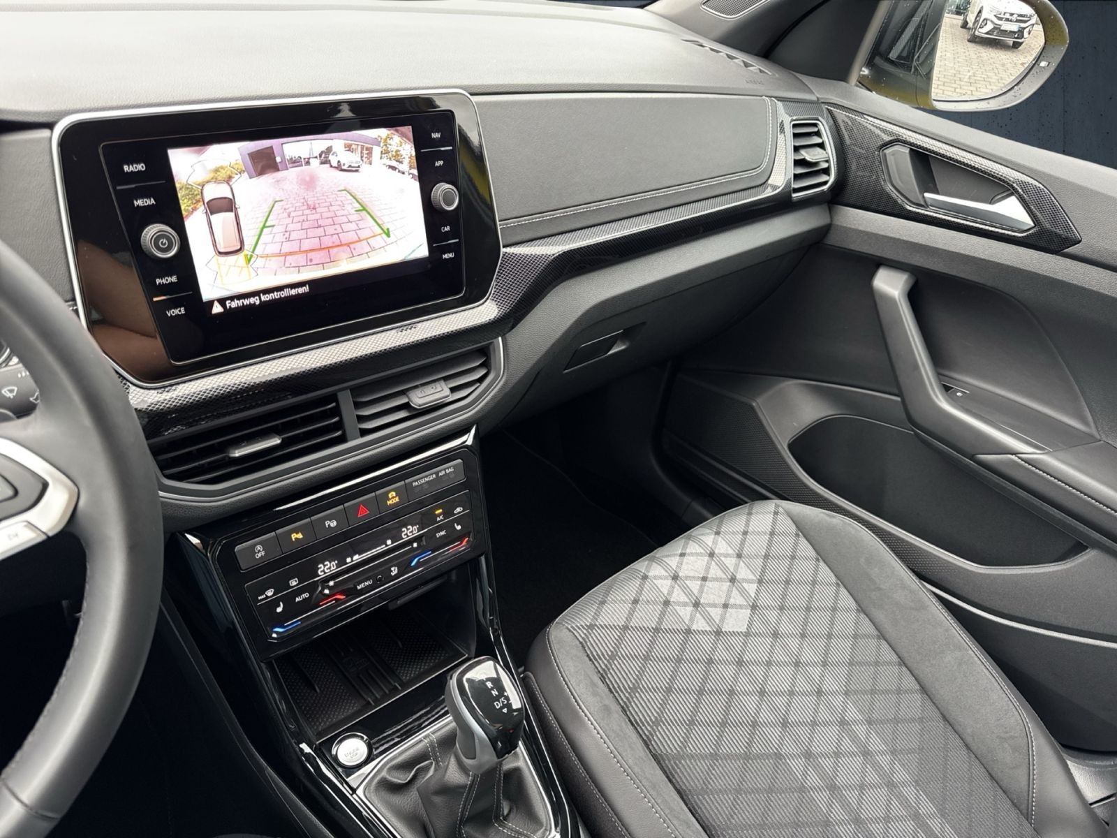 Volkswagen T-Cross - Bild 24