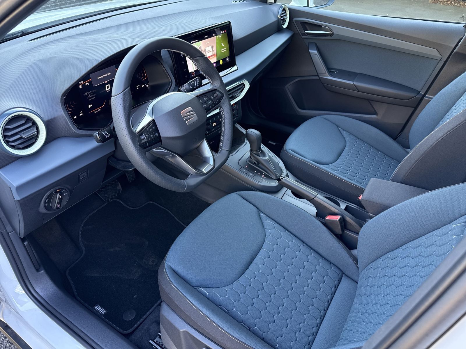 Seat Arona - Bild 3