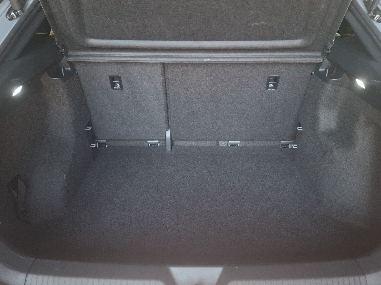 Fahrzeugabbildung Volkswagen ID.5 Pro LED Navi AID ACC RFK SHZ 19"