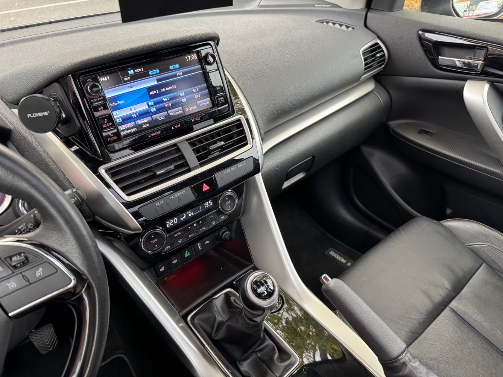 Fahrzeugabbildung Mitsubishi Eclipse Cross HEAD-UP*360-CAM*KEYLESS*AHK