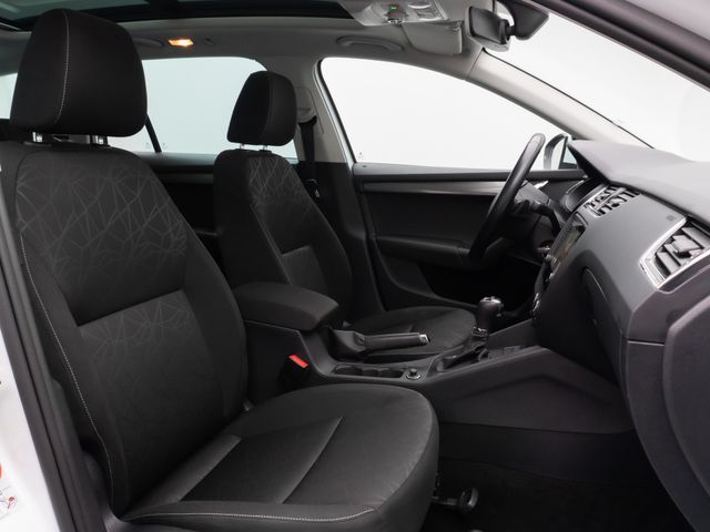 Foto Nummer 35: SKODA Octavia