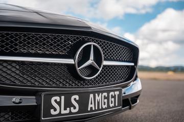 صورة 6 لـ 2014 Mercedes-BENZ SLS AMG