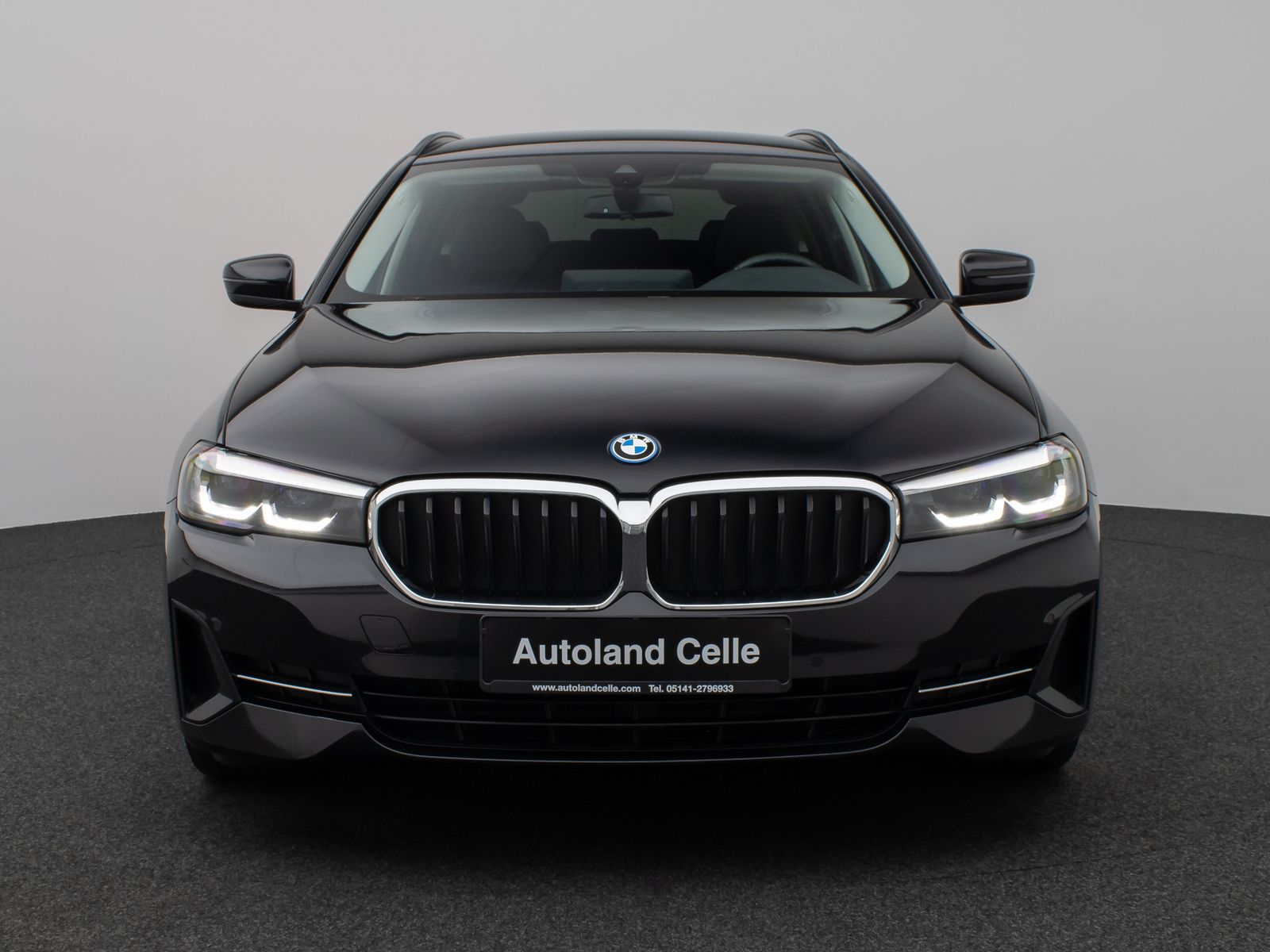 Fahrzeugabbildung BMW 530e xD Kamera Komfort DisplKey Alarm