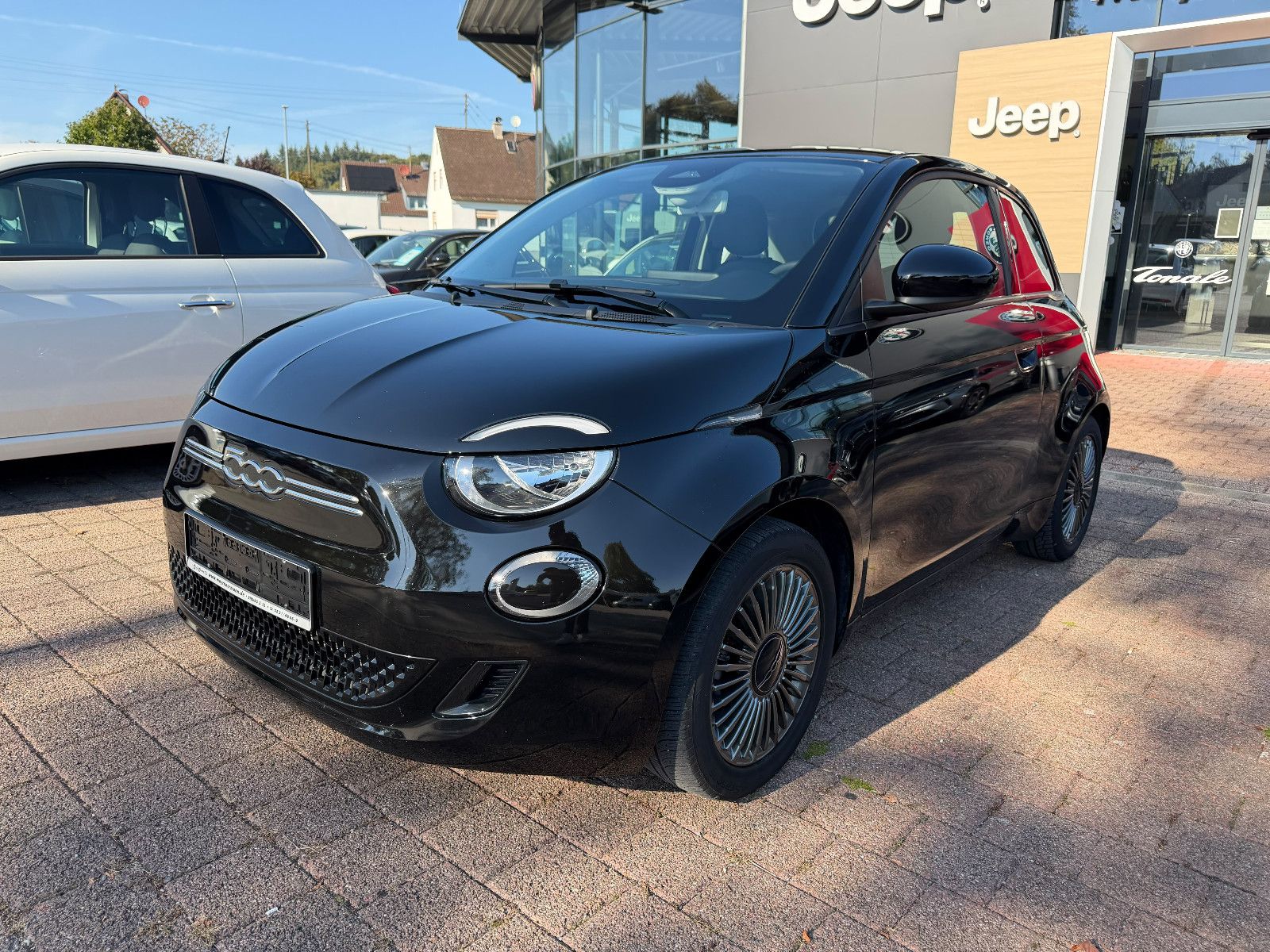 Fahrzeugabbildung Fiat 500 e Icon