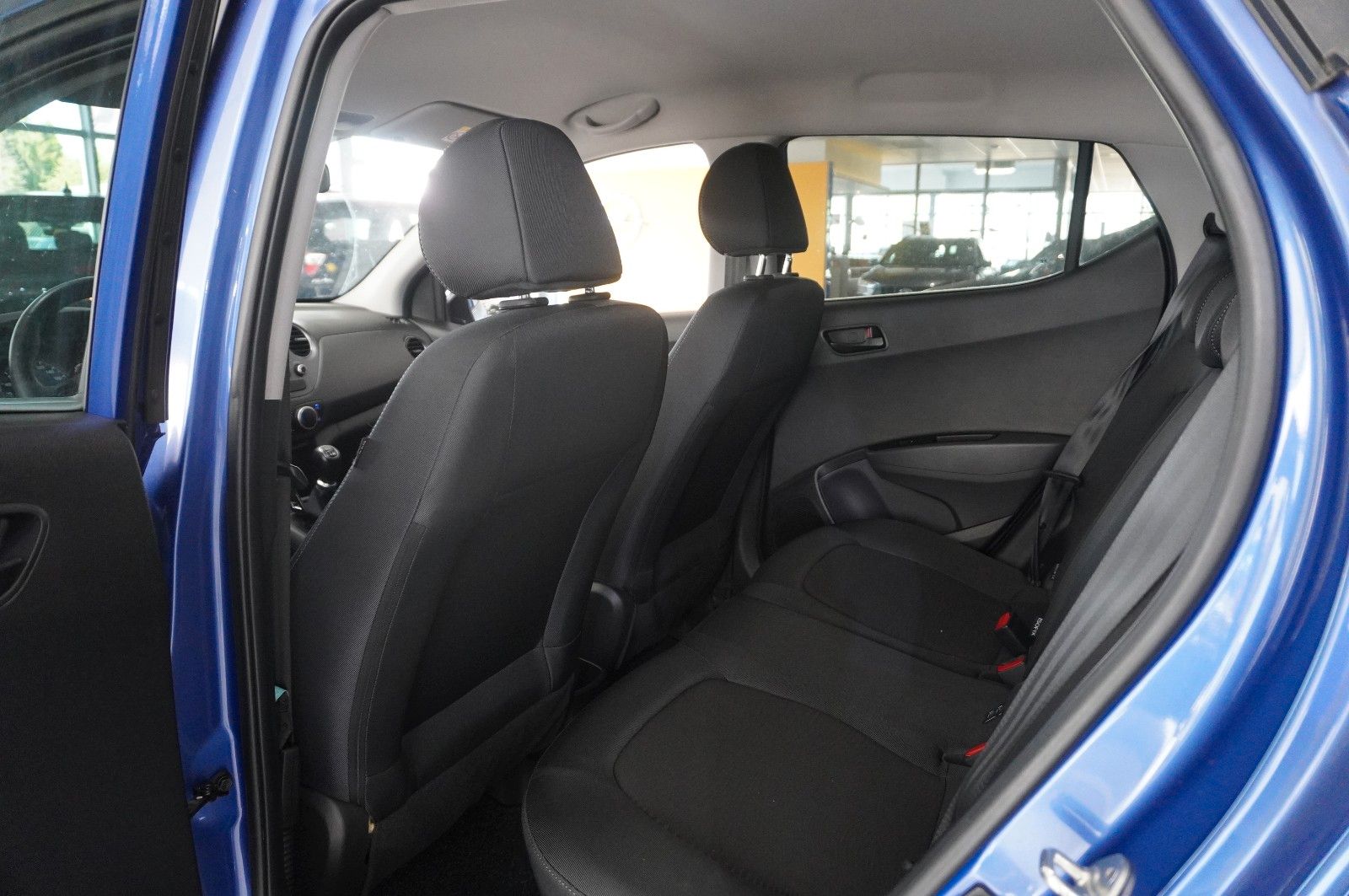 Fahrzeugabbildung Hyundai i10 1.2 YES! 5-TÜR KLIMA/WINTER/TEMP./NEBEL/DAB+