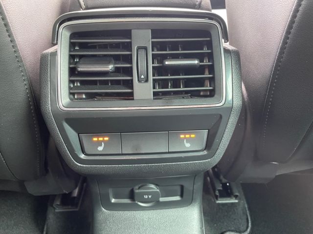 Karoq Style 2.0 TDI DSG 4x4  Navi,Klima,LED,AHK
