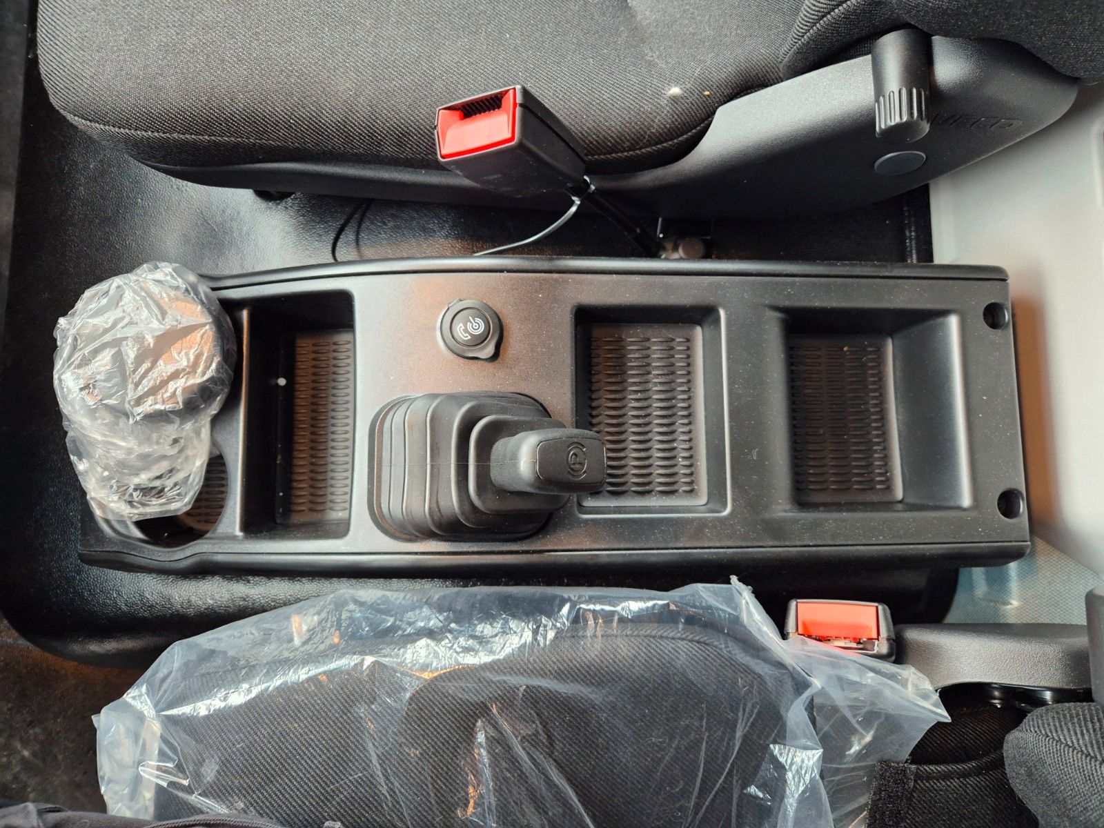 Fahrzeugabbildung Iveco Eurocargo ML75E21/P LBW Spoiler 3 Sitze Klima