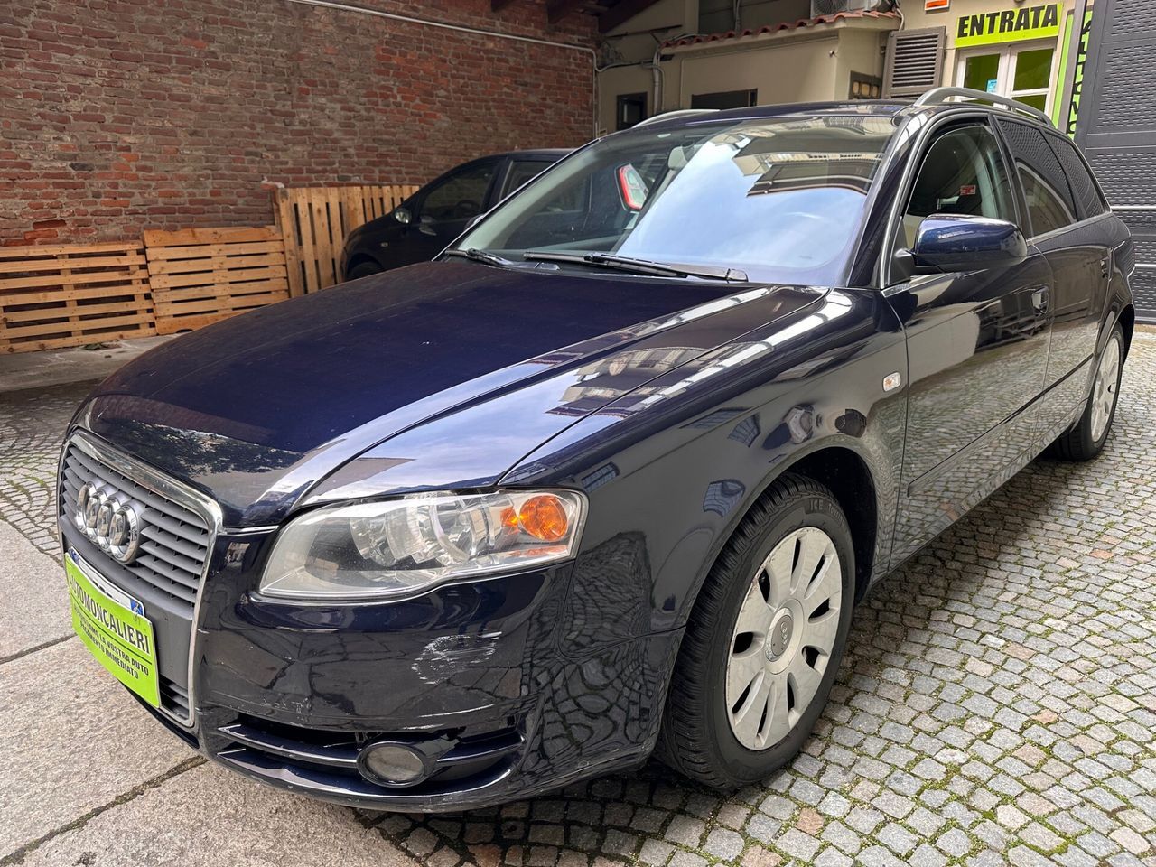 Audi A4 - 1