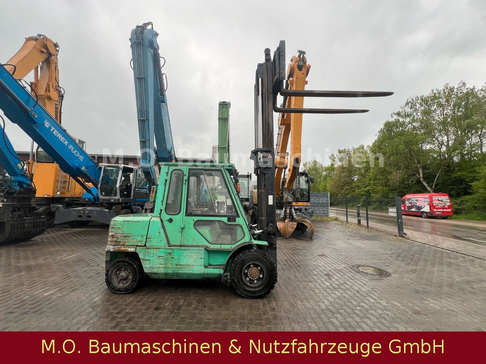 Fahrzeugabbildung Mitsubishi FD 50 K -2 / 5t / 3,80 m / Duplex / SS