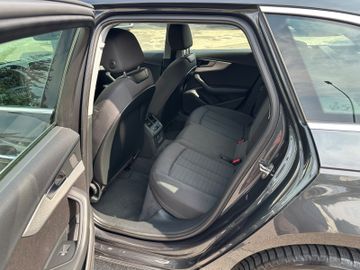 Audi A4 - 11