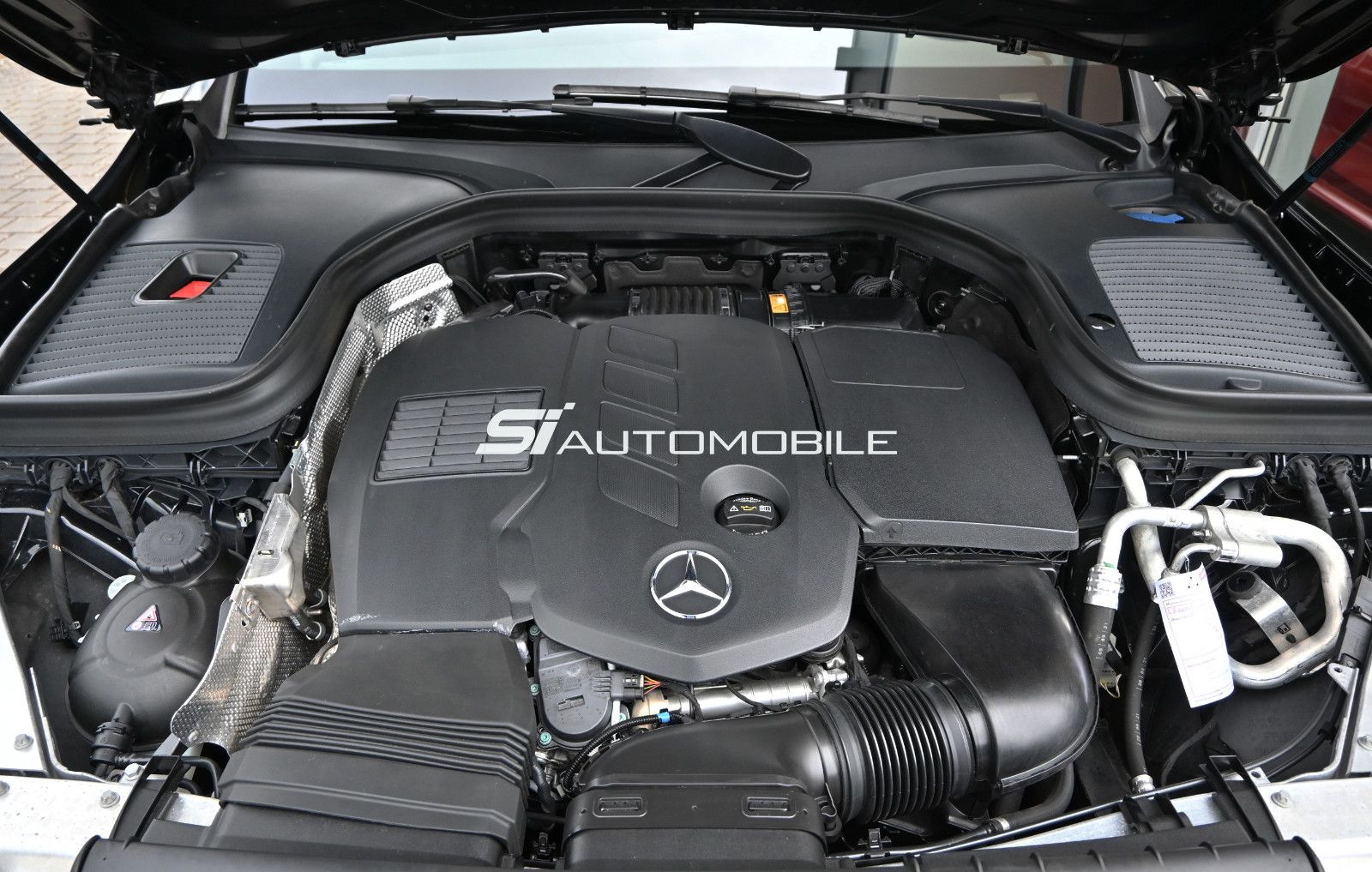 Fahrzeugabbildung Mercedes-Benz GLC 300 d 4M. AMG °ACC°AHK°LEDER°PANO°8FACH°360°