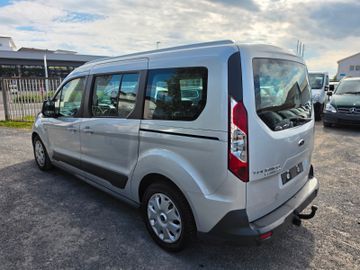 Ford Grand Tourneo - 4