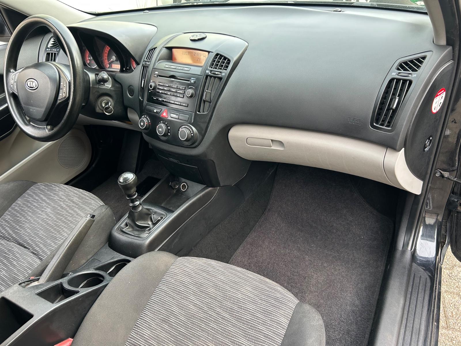 Kia ANDERE Ceed Attract, mit KLIMA
