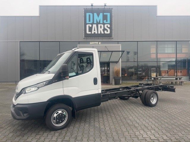 Iveco 50C18 Fahrgestell 5200kg 180PS Neu