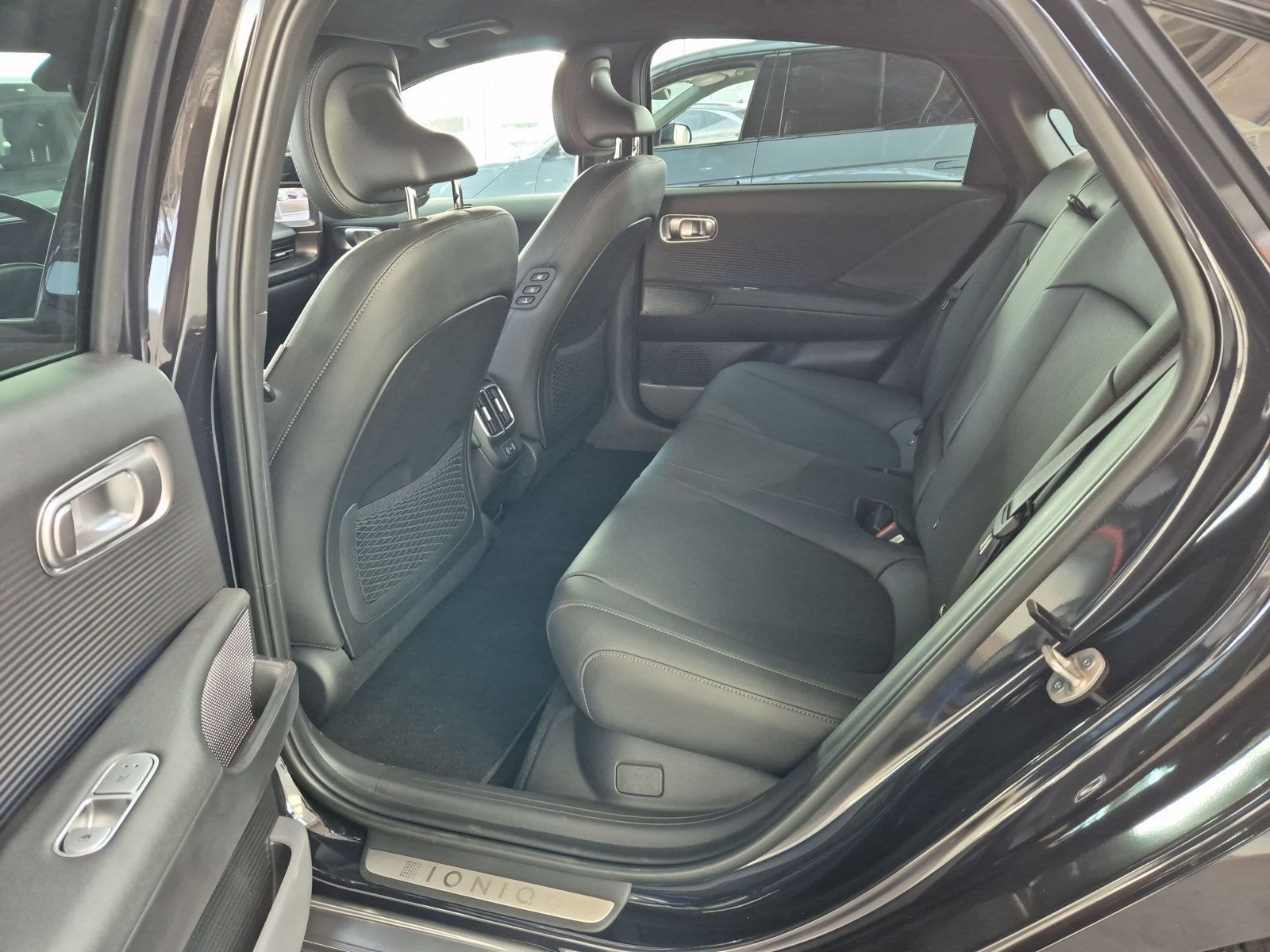 Hyundai IONIQ 6 – Bild 9