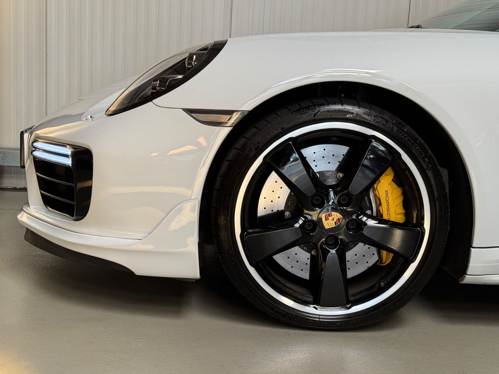 Fahrzeugabbildung Porsche 911/991.2 Turbo S Cabrio/ACC/LIFT/Aero Kit