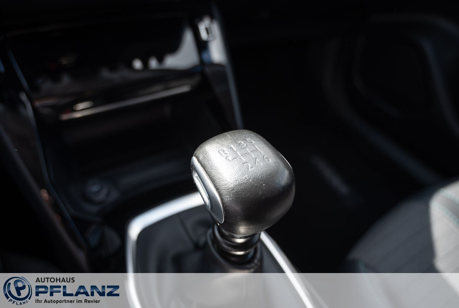 Peugeot 2008 - Bild 11