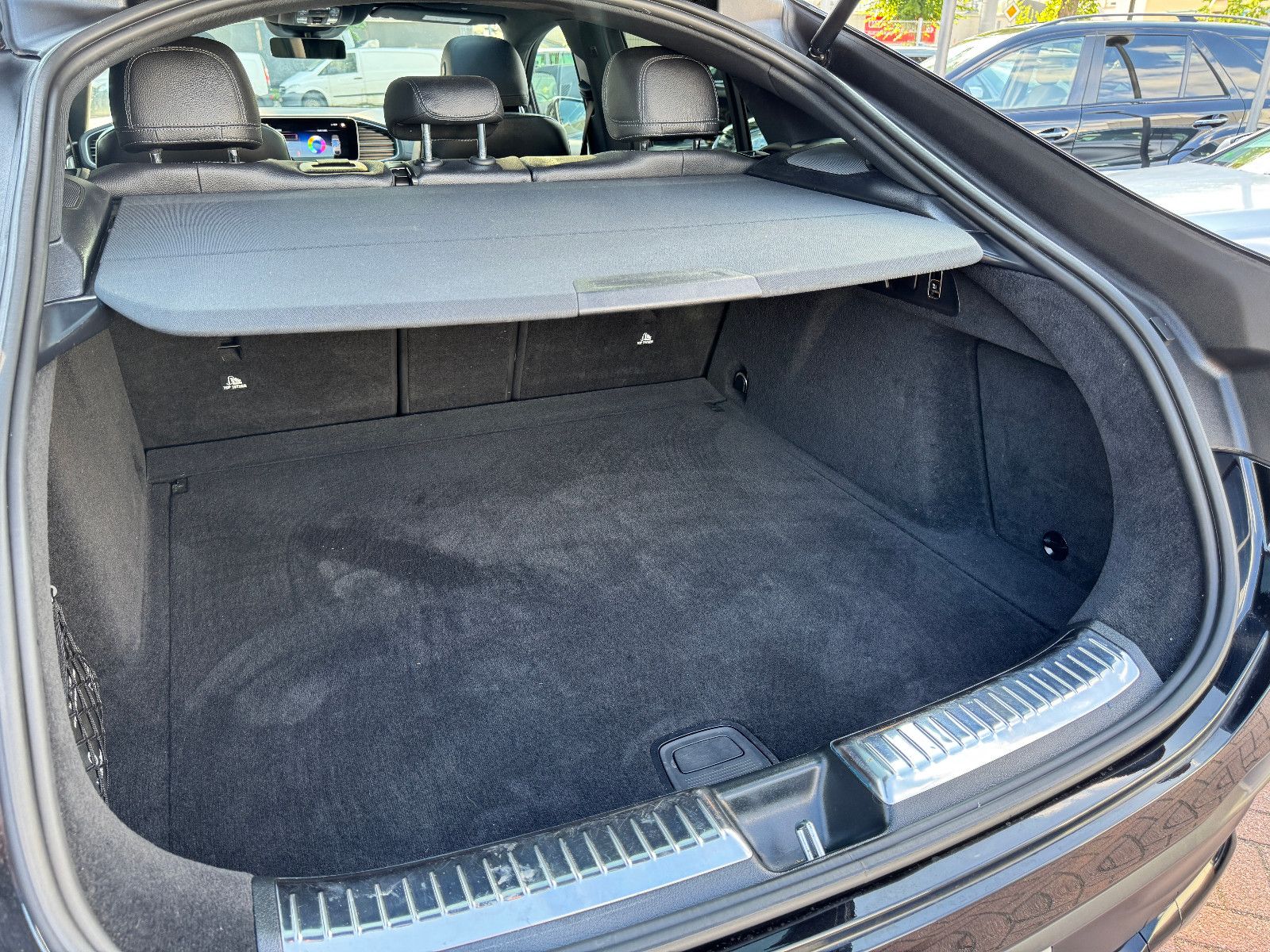 Fahrzeugabbildung Mercedes-Benz GLE 400 d Coupe AMG LINE PANO AIRMATIC 21 ZOLL