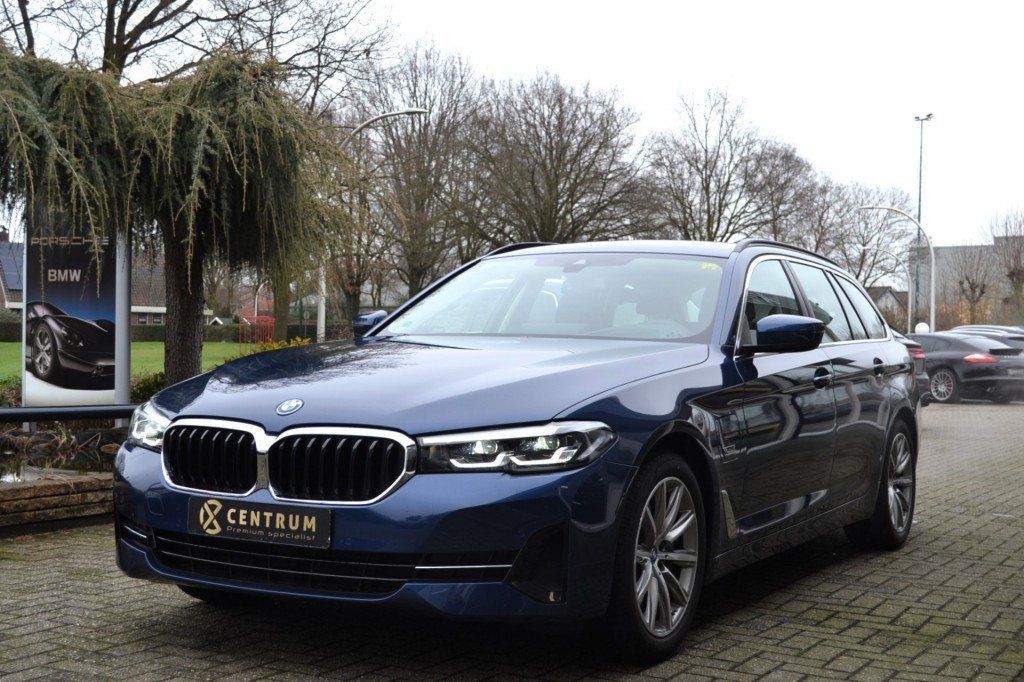 Image of BMW 530