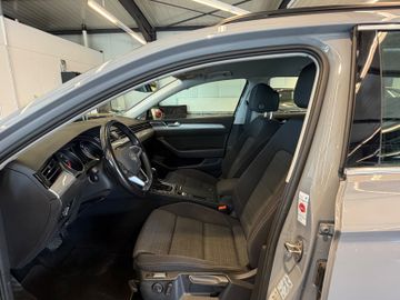 Volkswagen Passat Variant - 10